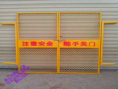 施工電梯防護門與安全防護設備 構筑工地安全防線